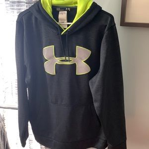 UndeArmor large sweatshirt